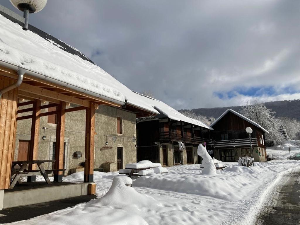 La Ferme De La Mense Hotel Aillon-le-Jeune Exterior photo